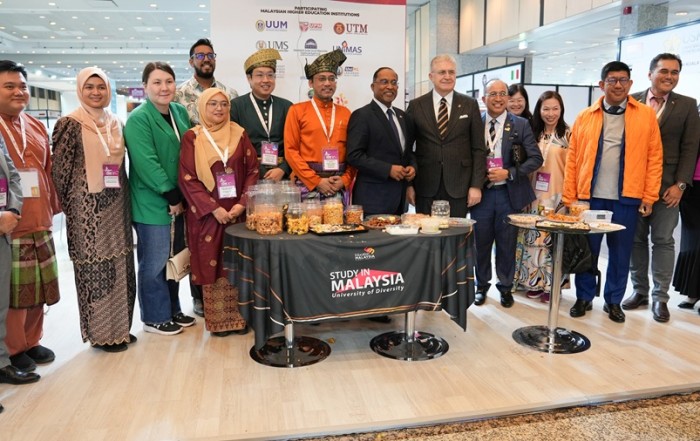 USIM Diiktiraf YB Menteri KPT di EURIE 2025: Keterlihatan Cemerlang di Pentas Antarabangsa
