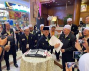 USIM Peneraju Inovasi Ibadah Haji Mesra OKU, Menteri Agama lancar Buku Panduan Ibadat Versi Braille