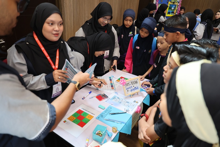 USIM Perkasa STREAM dan SULAM di Peringkat Kebangsaan, Libat 814 Mahasiswa dan 21 Sekolah