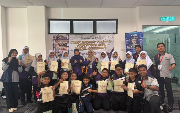 Inovasi Pendidikan AI-Siber Curi Tumpuan Pelajar di EXPLOSTREAM 4.0 USIM