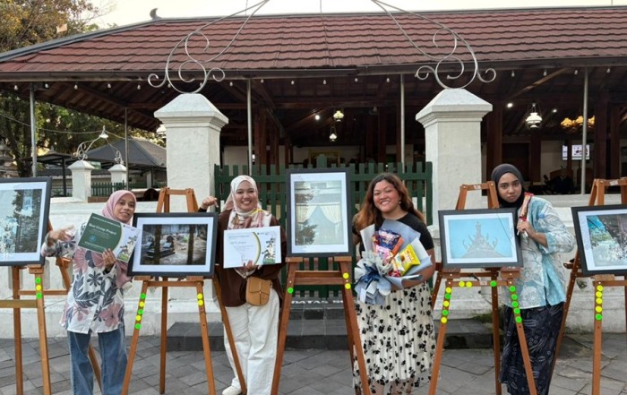 Dua Mahasiswa FKP USIM Menang 'Best Group Project' Sempena IP-COS Summer Course UMY, Indonesia