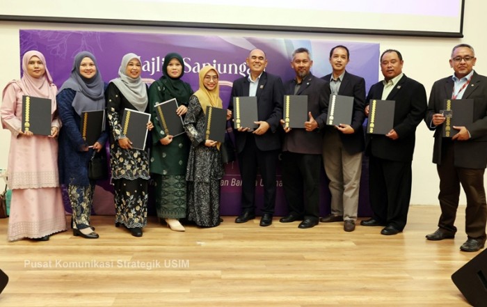 USIM raikan jasa dan bakti Warga Universiti dalam Majlis Sanjungan Budi 2025