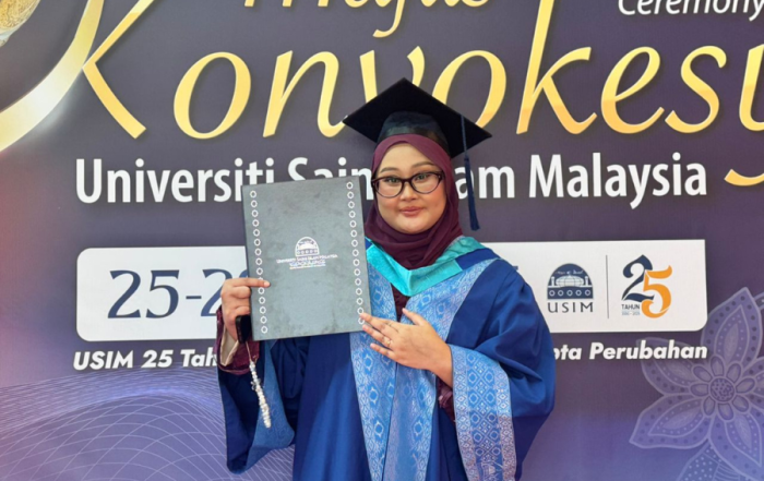 Dialisis Bukan Penghalang: Aliaa Genggam Ijazah Dengan Kekuatan Luar Biasa