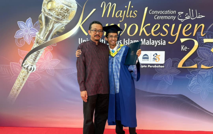 “Pilihan Berani Faris: Tukar Bidang & Buktikan Kemampuan di Pentas Graduasi