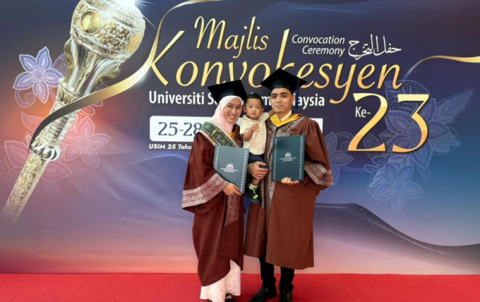 Dari Bilik Bersalin ke Dewan Peperiksaan: Kisah Cekal Graduan FPSK USIM Genggam Ijazah Kelas Pertama