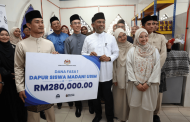 Menteri Pendidikan Tinggi Turun Padang Santuni Mahasiswa USIM, lancar Dapur Siswa Madani